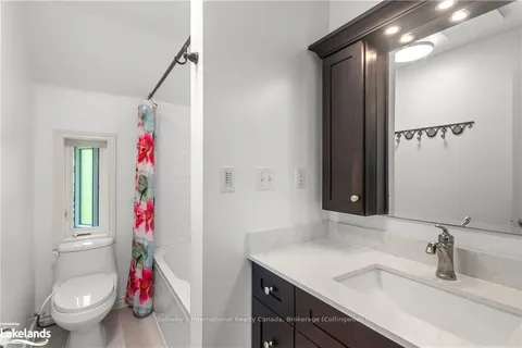 8870 COUNTY 93 Road, Midland, ON L4R 4K4