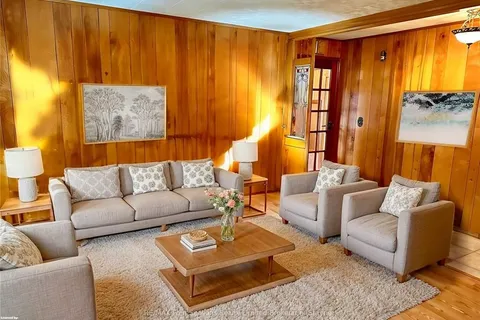 5601 COUNTY ROAD 9, Clearview, ON L0M 1N0