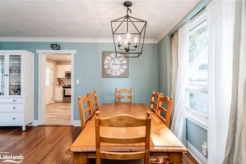 485 HANNAH St, Midland, ON L4R 2G8