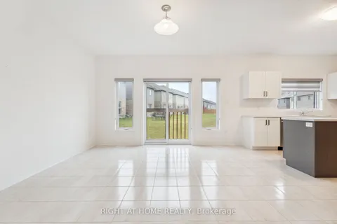 8 Rowland St, Collingwood, ON L9Y 5M4