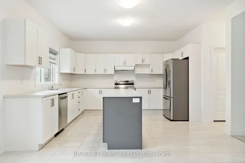 8 Rowland St, Collingwood, ON L9Y 5M4