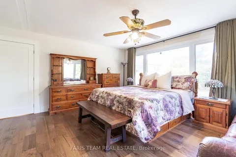 47 Woodland Dr, Wasaga Beach, ON L9Z 2V5