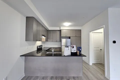 21 Bluebird Lane, Barrie, ON L9J 0M3
