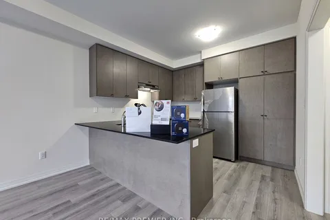 21 Bluebird Lane, Barrie, ON L9J 0M3