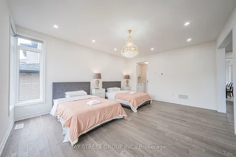 5 Del Ray Cres, Wasaga Beach, ON L9Z 0N7