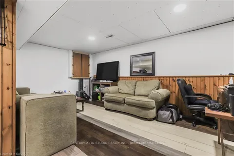 447 FIFTH St, Collingwood, ON L9Y 1Y5