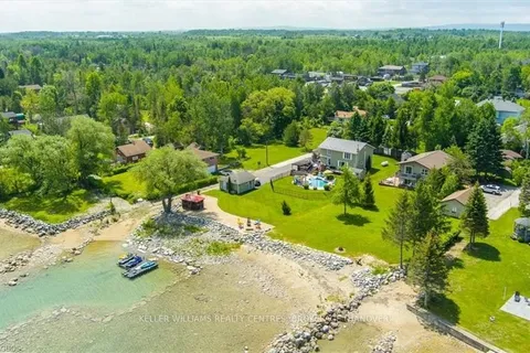 11, 13, C Lane, Collingwood, ON L9Y 0X2