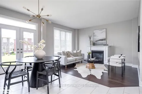 74 LOCKERBIE Cres, Collingwood, ON L9Y 0Y8