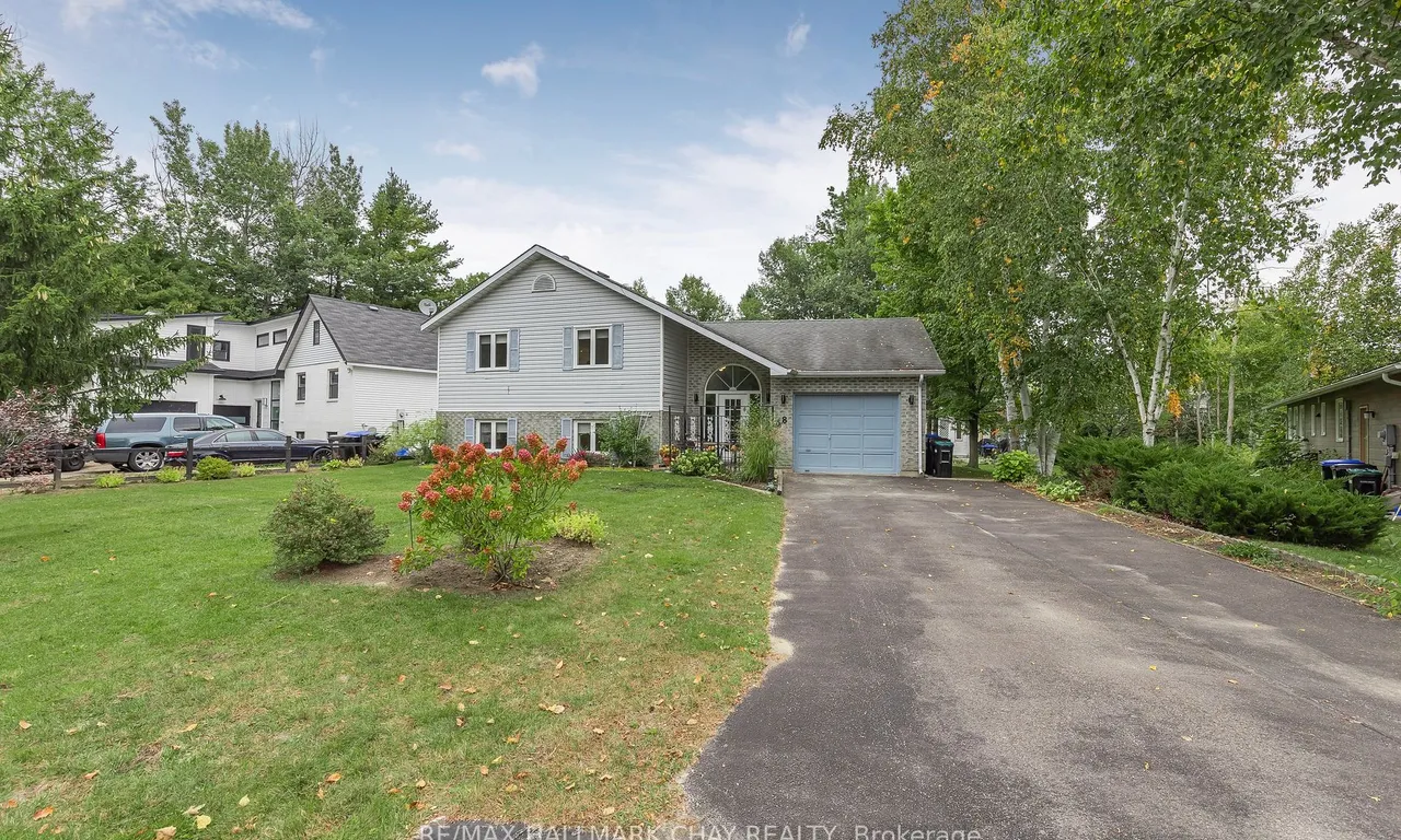 38 Fatima Crt, Wasaga Beach, ON L9Z 1K9