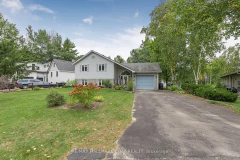 38 Fatima Crt, Wasaga Beach, ON L9Z 1K9