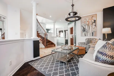 64 Westminster Circ, Barrie, ON L4M 0A5