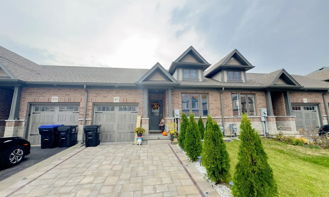 977 Wright Dr, Midland, ON L4R 0E4