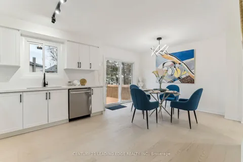 95 WOODSIDE Dr, Orillia, ON L3V 7N7