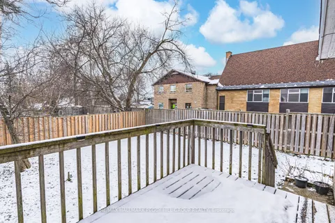 145 Coldwater Rd, Orillia, ON L3V 3L7