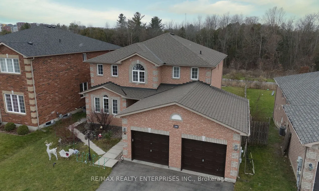 28 Sun King Cres, Barrie, ON L4M 7J9