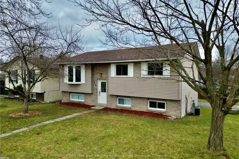 14 KORLEA Cres, Orillia, ON L3V 7K3