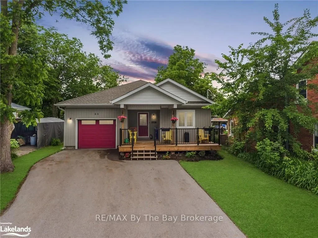 88 HENRY St, Barrie, ON L4N 1C8