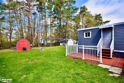 12 VICS Rd, Midland, ON L4R 0B9