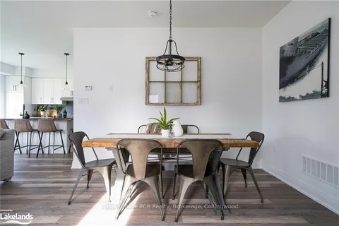 100 MCLEAN Ave, Collingwood, ON L9Y 4B6