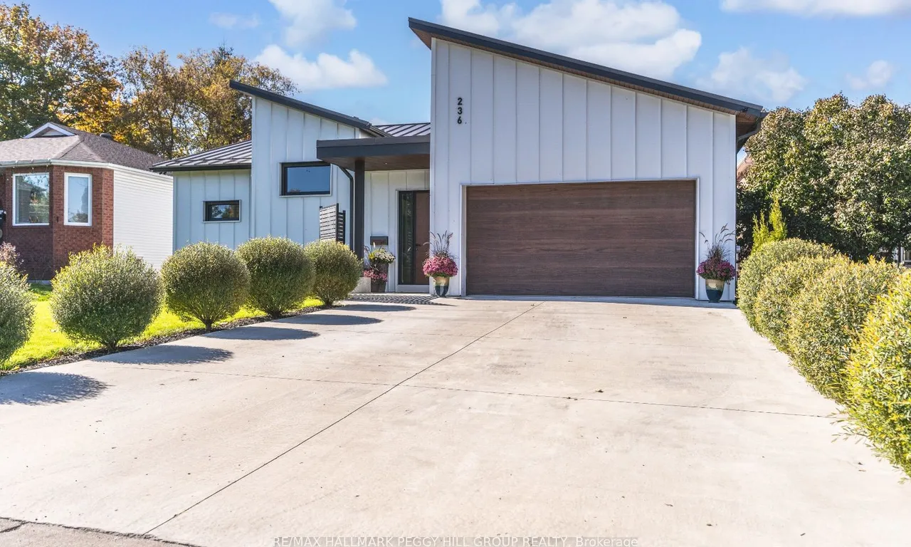 236 Cox Mill Rd, Barrie, ON L4N 4G5