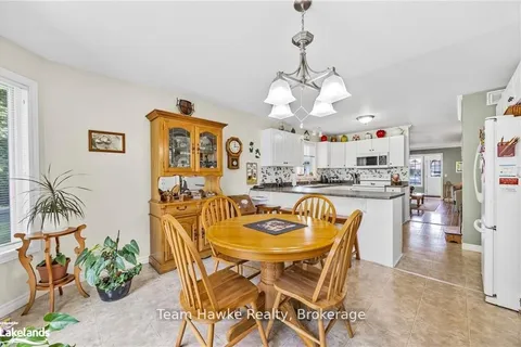 9 VENTNOR Cres, Wasaga Beach, ON L9Z 3A8