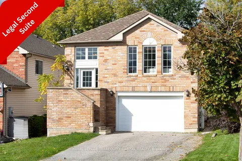 54 Copeman Cres, Barrie, ON L4N 8B4