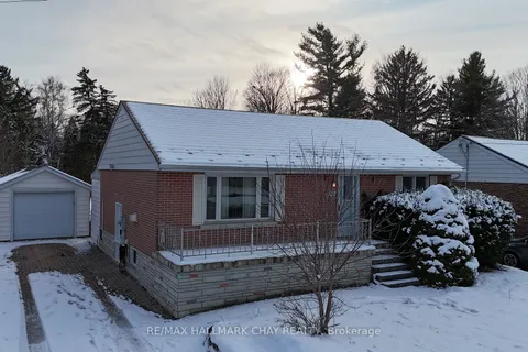 65 Strabane Ave, Barrie, ON L4M 2A1