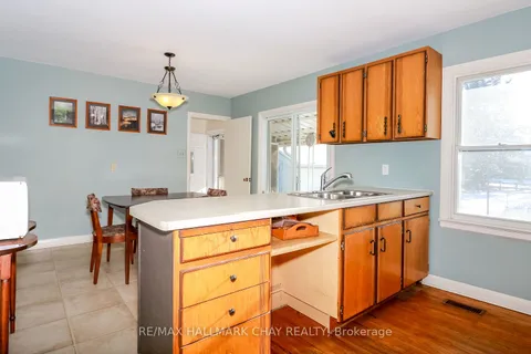 65 Strabane Ave, Barrie, ON L4M 2A1