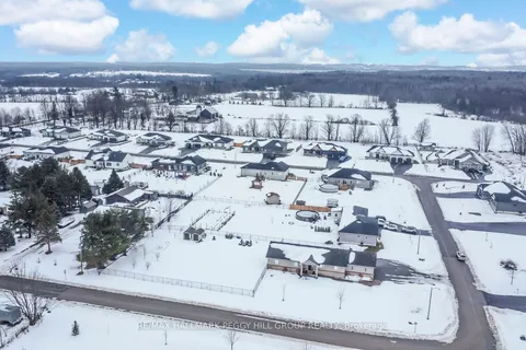 21 Keyzer Dr, Oro-Medonte, ON L0K 2G0