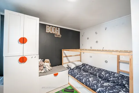 203 Southview Rd, Barrie, ON L4N 3X6
