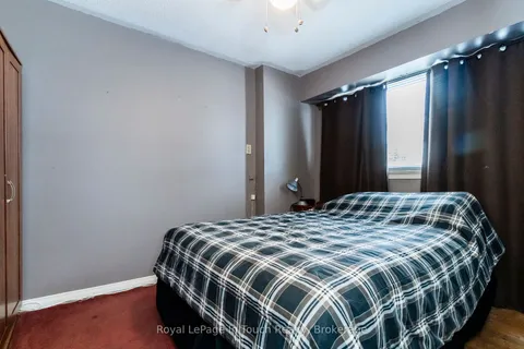 162 Seventh St, Midland, ON L4R 3Z2