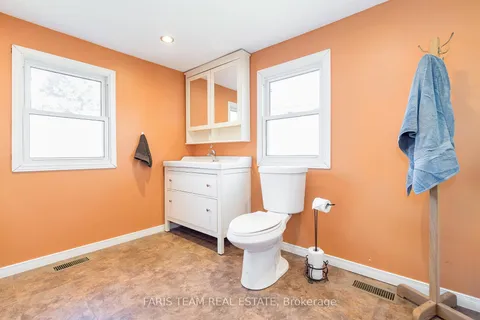 2508 Old Fort Rd, Midland, ON L4R 4K3