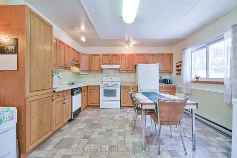93 Jamieson Cres, Oro-Medonte, ON L3V 6H8