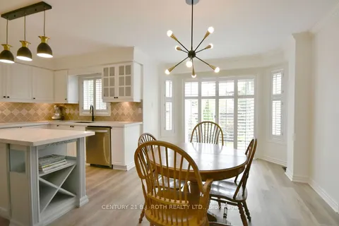 58 Brushwood Cres, Barrie, ON L4N 7G6