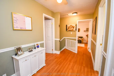 11 Hill Top Drive, Penetanguishene, ON L9M 1H7