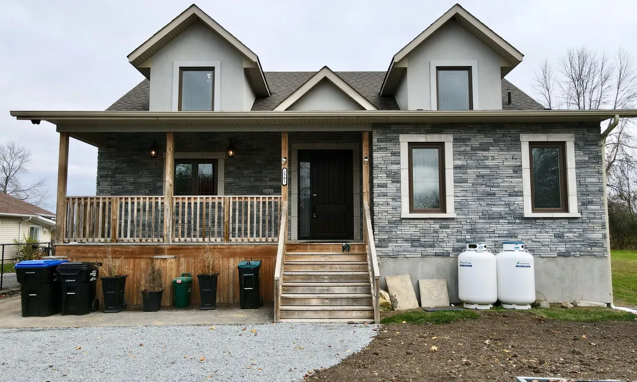 2501 Lakeshore Dr, Ramara, ON L0K 1B0