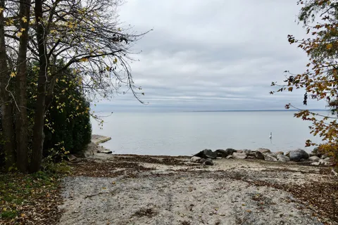 2501 Lakeshore Dr, Ramara, ON L0K 1B0