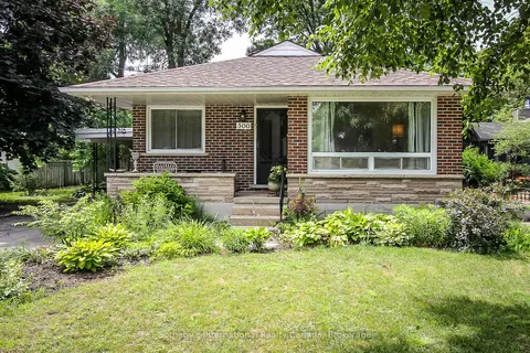 300 Minnesota St, Collingwood, ON L9Y 3S5