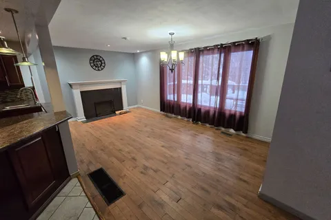 195 Bayview Ave, Tay, ON L0K 1R0