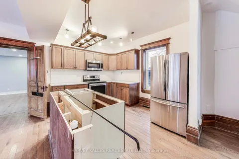 8837 County Rd 91, Clearview, ON L0M 1H0