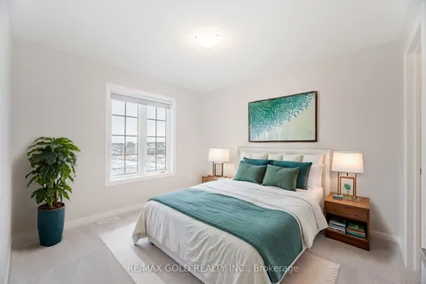 75 Kirkwood Way, Barrie, ON L9J 0K7
