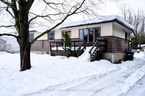 499 MARGARET St, Tay, ON L0K 1R0