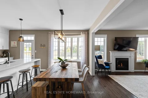 3 Moreau Way, Springwater, ON L9X 0S5