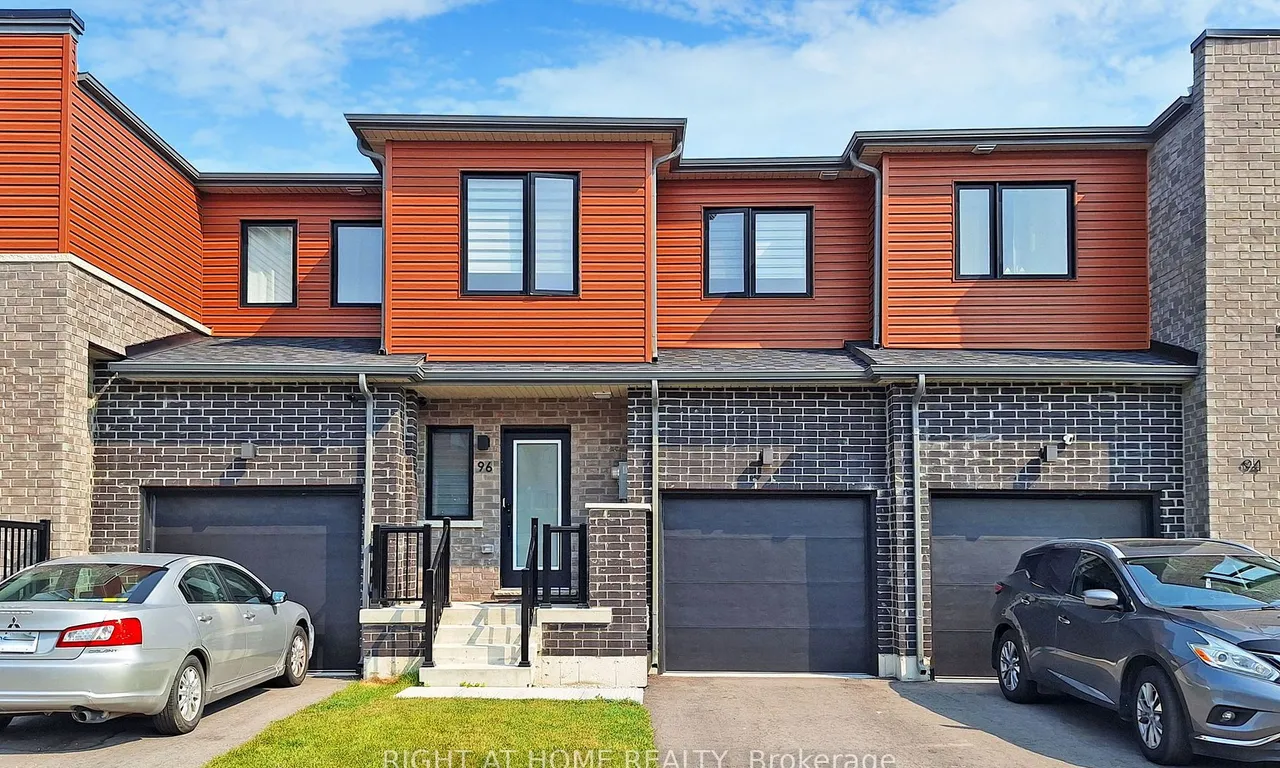 96 Fairlane Ave, Barrie, ON L9J 0M5