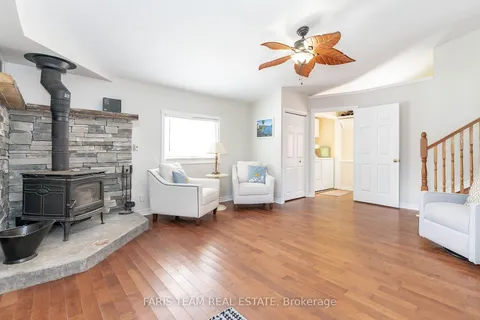 3686 McCarthy Dr, Clearview, ON L0M 1N0