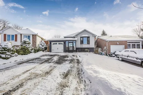 5 Harwood Dr, Barrie, ON L4N 7C1