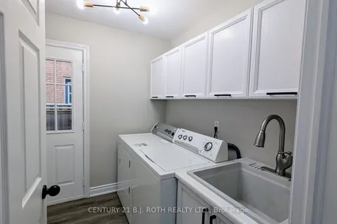 57 Falling Brook Dr, Barrie, ON L4N 7E8