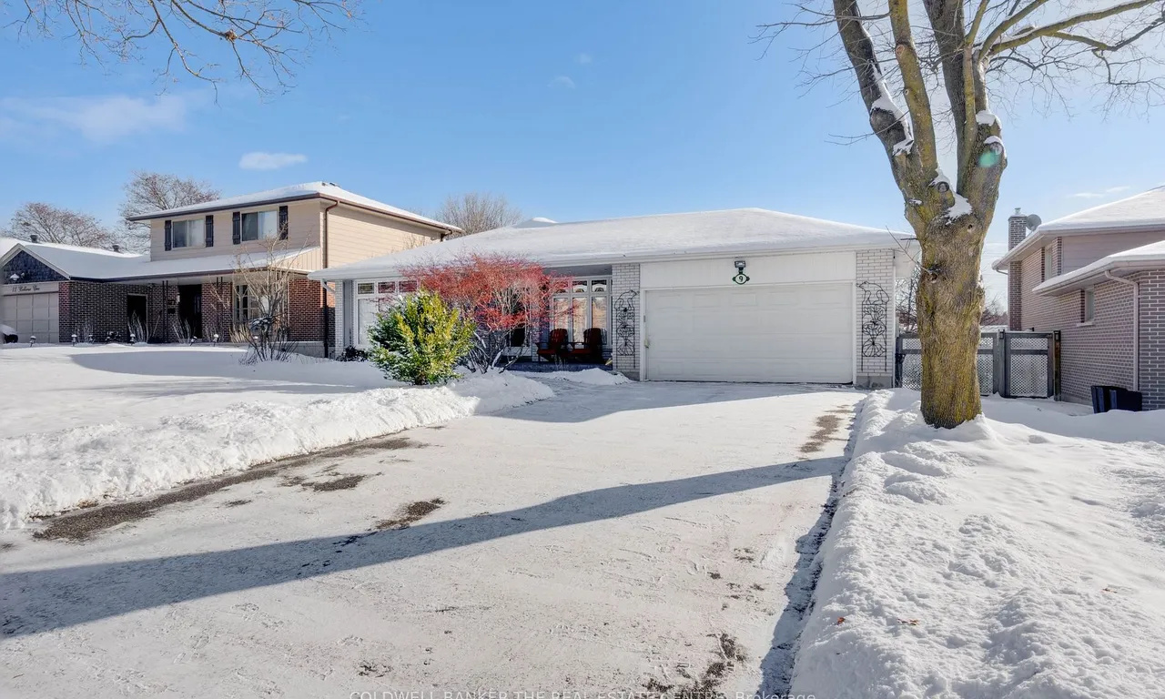 9 Bellevue Cres, Barrie, ON L4M 2S9
