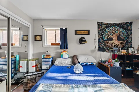 101 Livingstone St, Barrie, ON L4N 7J4