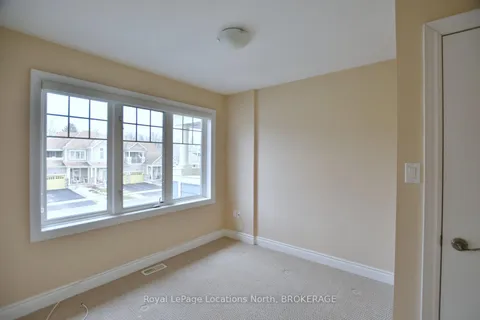 32 SANDY COAST Crescent, Wasaga Beach, ON L9Z 0G1